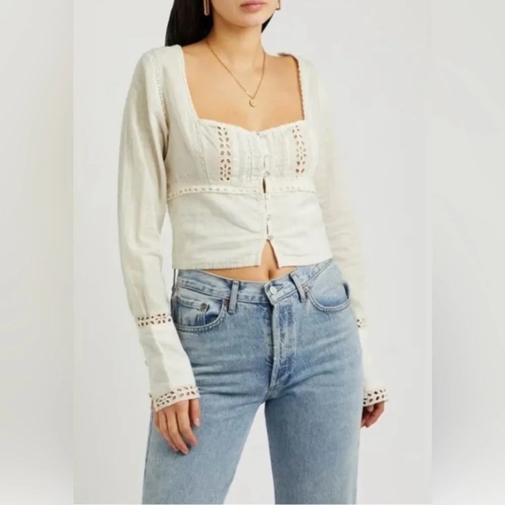 Free People Joi Eyelet Cropped Blouse size Small Off White